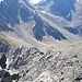 Rückblick auf scharfen Aufstiegsgrat und hinunter zum Atterkarjöchl (Eisfeld)