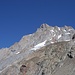 Vom Strahlegggletscher zeigt sich das Lauteraarhorn um diese Jahreszeit als fast ausschließlich felsiger Berg