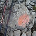 Am oberen Nordgrat des Aserlekopfes gibt es sogar einige verwaschenen Markierungen, weiter unten begleiteten mich etliche Steinmännle auf der sonst sehr logischen Route
