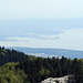 Die Sicht vom Vrh Paklena reicht wie von den meisten Gipfeln hier bei guter Sicht bis zum Meer und der Kvarner Bucht