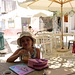 während nun Helena unterwegs ist, gönnen wir uns eine Pause auf der Platia von Chalki