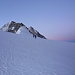 Auf dem oberen Glacier de Moiry unter Les Bouquetins verliessen mich meine Kräfte (Foto vom 1.8.2012):<br /> "...Nun stehst du bleich,<br />Zur Winter-Wanderschaft verflucht,<br />Dem Rauche gleich,<br />Der stets nach kältern Himmeln sucht..." (F. Nietzsche, Vereinsamt)