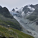 Ankunft auf Bricola: über dem Glacier de Ferpècle hinten die Pointe de Bertol, rechts die Aiguille de la Tsa und der Dent de Tsalion. Adieu!