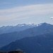 in der Bildmitte die Gipfel westlich des Valle di Lei <br />rechts der Piz Beverin