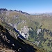Blick ins Zanaytobel und zur Alp Lasa und hinüber zur Pizolhütte, hinten die Churfirsten und die Alvierkette