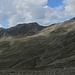 Blick zum Gipfelziel; links davon der P. 2850