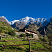 Ab hier hatten wir nur noch sonnige Tage auf dem Trek!<br />Über uns der Shringi Himal.