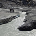 Wegsuche entlang des Gletscherbaches