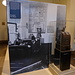 exemplarisch ein Bild von der Ausstellung - hier das kulinarische Angebot im Cafe, wo sich die Einwanderer vor ihrer Weiterreise eindecken konnten