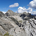 Von der Krottenscharte hat man erstmals einen Blick auf Hermannskar- und Marchspitze, die Übermorgen geplant sind.