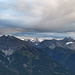 Schöne Wolkenstimmung über dem Lechtal beim Aufbruch von der HvB-Hütte in Richtung Noppenspitze.