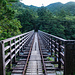 Über die Kosugidani Brücke wird das verfallene Dorf Kosugi erreicht