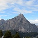 Von der Terrasse vom Helm-Restaurant auf 2050 m, wo auch die Bahnen aus Sexten und Vierschach ankommen, hat man einen tollen Blick auf die Dolomiten