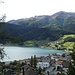 Auch ein Blick auf die Ortschaft und den Kamm zur Schweiz bietet sich an.