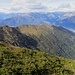salendo verso il Monte Tamaro : cresta del Poncione del Macello e del Poncino della Croce
