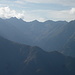 Panorama di vetta: zoom sullo sfondo lo spartiacque con l'Alta Valle Strona.