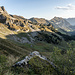 An der Passhöhe Sinsgäuer Schonegg: Blick zurück ins Sulzbachtal ...