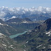 Großer Piz Buin (Piz Buin Grond) - Ausblick am Gipfel zum Silvretta-Stausee. Auch die Bielerhöhe, Ausgangs- und Endpunkt unserer Tour, ist zu erahnen.