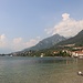 und nach der Wanderung an den Strand, nördlich von Lecco in Abbadia