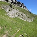 Bergweg ab Renggpass zur Wätterlatte, Felsen werden umgangen