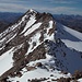 Blick vom Ostgipfel zum Hauptgipfel des Rabenkopfs