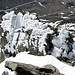 <b>Winterhorn (2661 m)</b>: un nome una garanzia! <br />I ricami di ghiaccio ricoprono tutte le rocce, rendendole assai scivolose. 