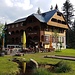 Das idyllisch gelegene Kurhaus Sennisalp