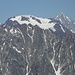 Mont Velan, den ich viele Wochen später besteigen werde, im Zoom; im Vordergrund ganz rechts Trident de Faudery.