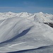 Blick vom Rosserspitz, dem auf Karten eine falsche Höhenangabe zugeordnet wird, zur etwas niedriger wirkenden Pürglersgungge