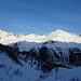 Blick aus dem eisigen Val Torta auf die Sonnenseite des Bedrettotals