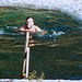 ein erfrischendes Bad nach einer Wanderung wirkt anregend auf die Blutzirkulation. ;-)) <br />(Archivfoto) Momentan ist der Teich noch nicht zugefroren...