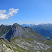 Blick über den Strelagrat zum Gross Schiahorn.<br />Am Horizont zeigt sich die Silvretta.