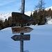 Indicazioni alla baita,quella per l' Alpe di Lago mi intriga da tempo ... esplorazione prevista