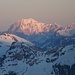 Mont Blanc im Zoom; links im Vordergrund Gipfel, die ich im Sommer 2019 noch besteigen werde.