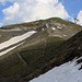 Das zugebaute Balmeregghorn (2255m) fotografiert beim Abstieg auf die Melchsee-Frutt.