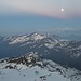 Blick frühmorgens von der Capanna Gnifetti südwestwärts