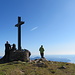 La croce sulla cima del Monte Todano.