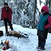 Jürg hat das Frühstücksbuffet aufgebaut - Sibylle "bewacht" es