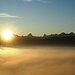 wunderschöner Sonnenaufgang über dem Nebelmeer