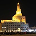 Tag 1 (24.12.) - الدوحة (Ad Dawḩah):<br /><br />Mein erste Highligt des Qatarurlaubs war gleich am erstem Abend, als ich das schön beleuchtete islamische Kulturzenzrum الفنار (Al Fanār) sah.