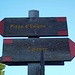 Indicazioni al Passo Chiappa<br />A sinistra (Sud) si scende verso il Colle Mea e Cervo<br />A destra (Nord-Ovest) si sale al Monte Chiappa (541 mt.)
