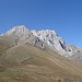 Auf halbem Weg zum Südpass. Der Pfad durch die Wiesenhänge verdient ein Lob. 