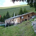 Hütte oberhalb der Seilbahn-Bergstation