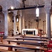 L'interno della chiesa di Santa Fosca. Costruita intorno al 1100 fu forse edificata sopra un "martyrium" costituente, assieme alla cattedrale ed al battistero, un complesso analogo a quello di San Vitale a Ravenna.