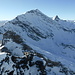 Gipfelpanorama nach W zum stolzen Muttler und zum spitzen Piz Tschütta
