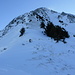 Der obere, weitgehend abgeblasene NW-Grat zum Hochmatt W-Gipfel