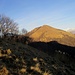 Pizzo dell'Asino : vista sul Monte Palanzone