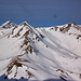 Die am Vortag bestiegenen Gipfel Verakopf und des Rossberg-Ostgipfel im Zoom