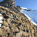 Querung vom Wildigretli z.T. auf aperen steilen Grasschrofen hinüber zum Wandelimeder