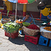 Obst und Gemüse wird immer auf der Straße verkauft